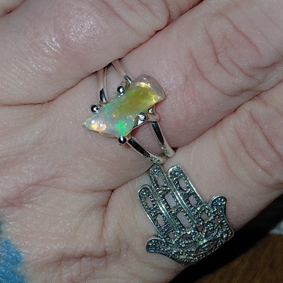 Jewelry - Silver Tumbled Ethiopian Opal Ring